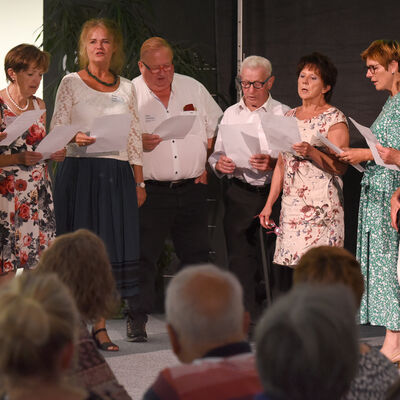 Bild vergr&ouml;&szlig;ern: Chor